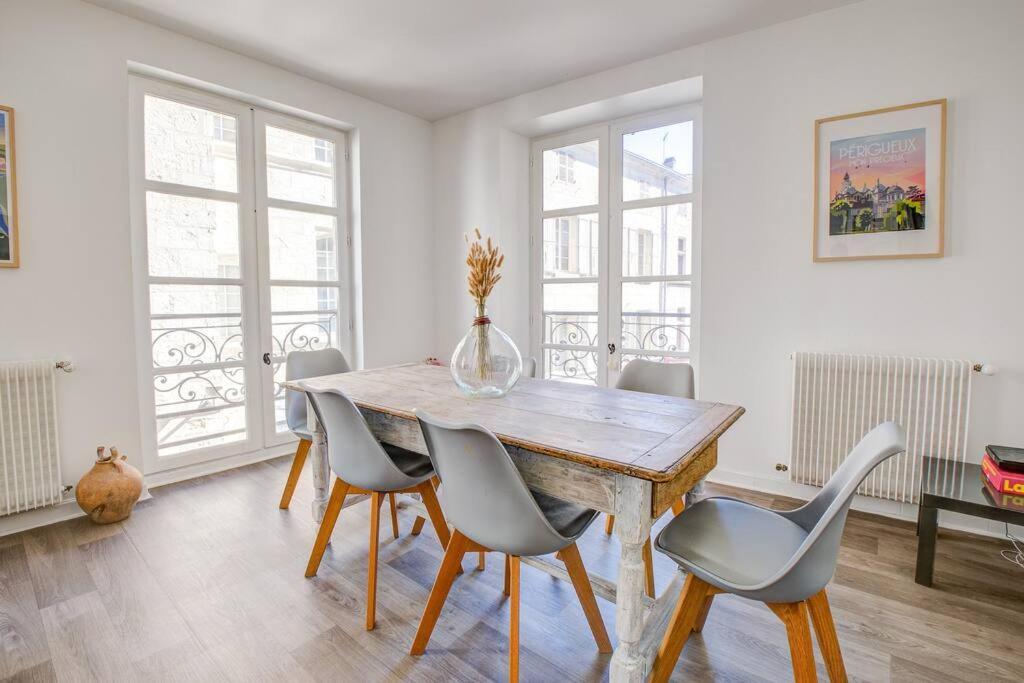 Famille Au Coeur De Perigueux Apartment Ngoại thất bức ảnh
